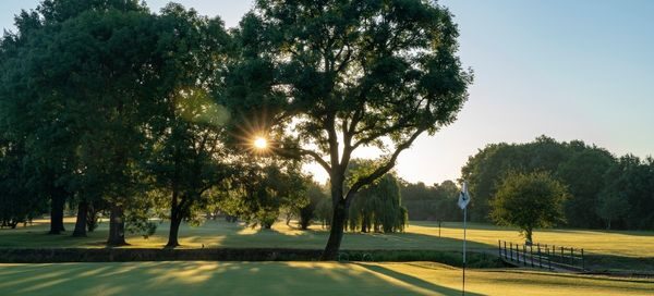 Increase golf club memberships